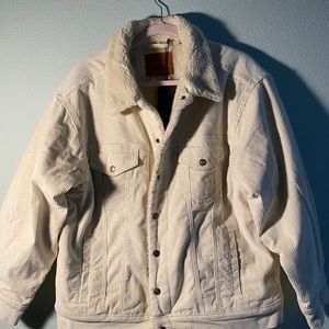 NWT Levi's Sherpa Lined Corduroy Trucker Jacket